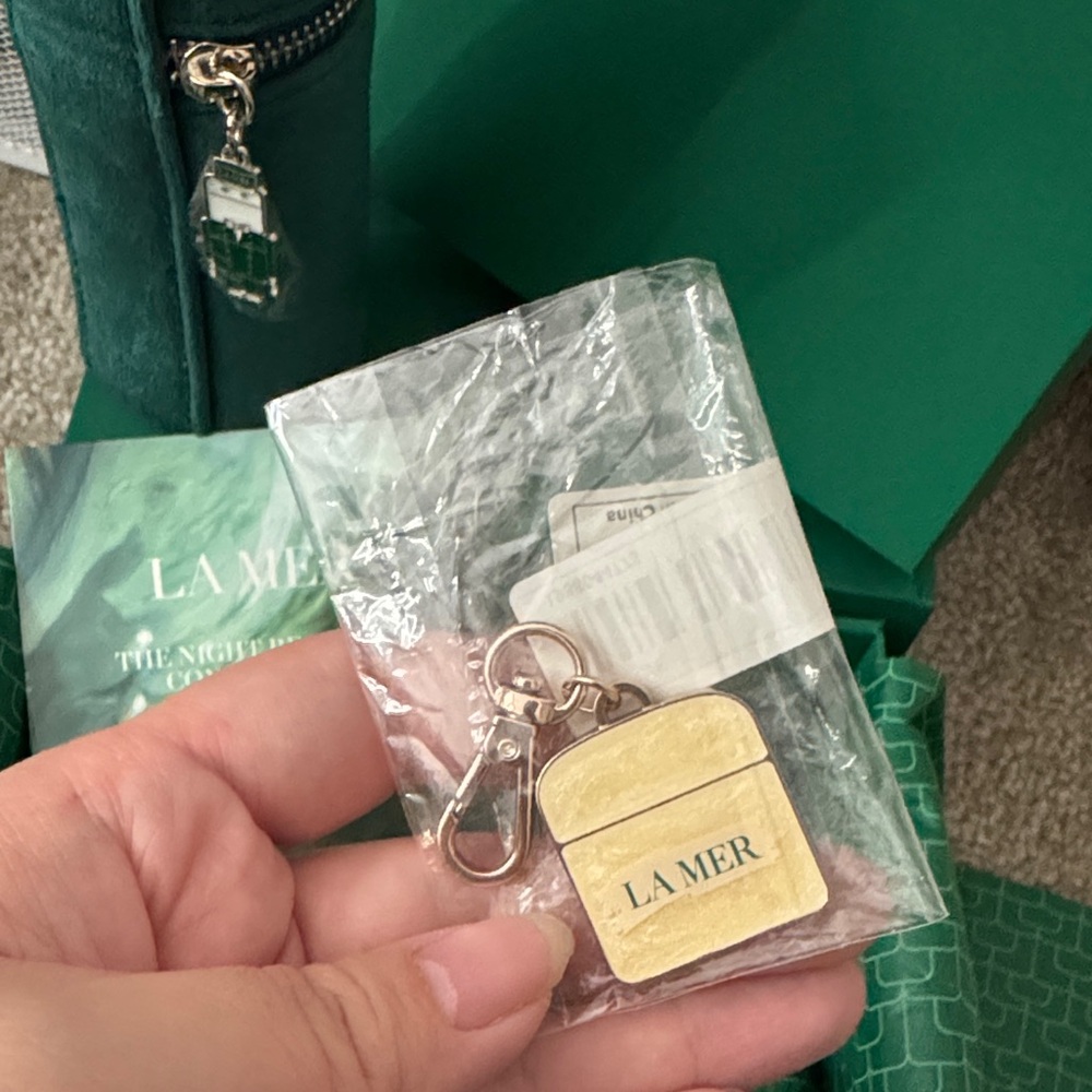 La Mer Skincare holiday gift Collection - Picture 4 of 15